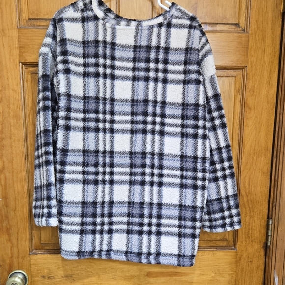 Cuddl Duds Plaid Cloud Fleece Pullover - Picture 2 of 3